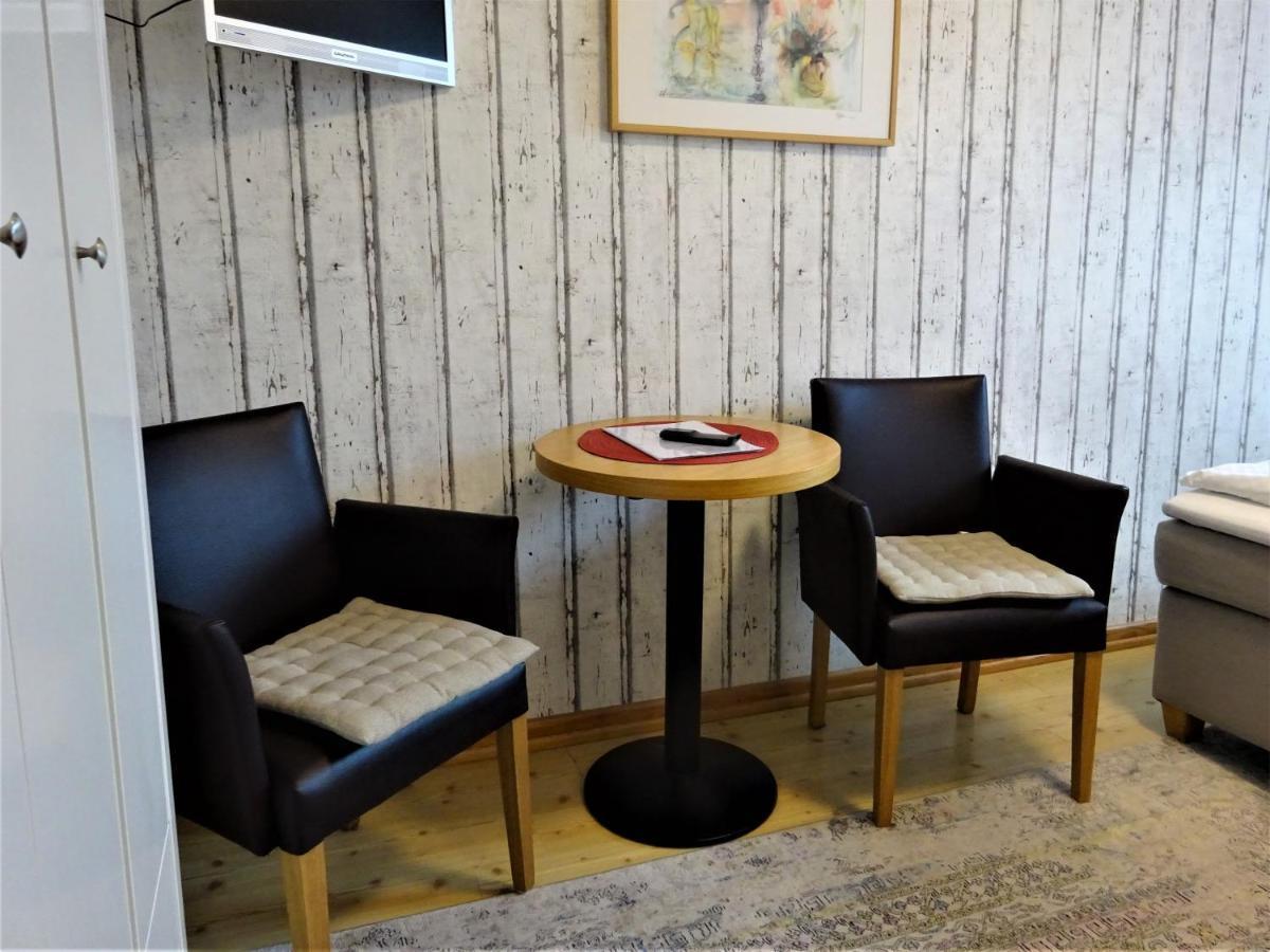 Hotel Pension Zur Faehrbruecke Stralsund Ngoại thất bức ảnh