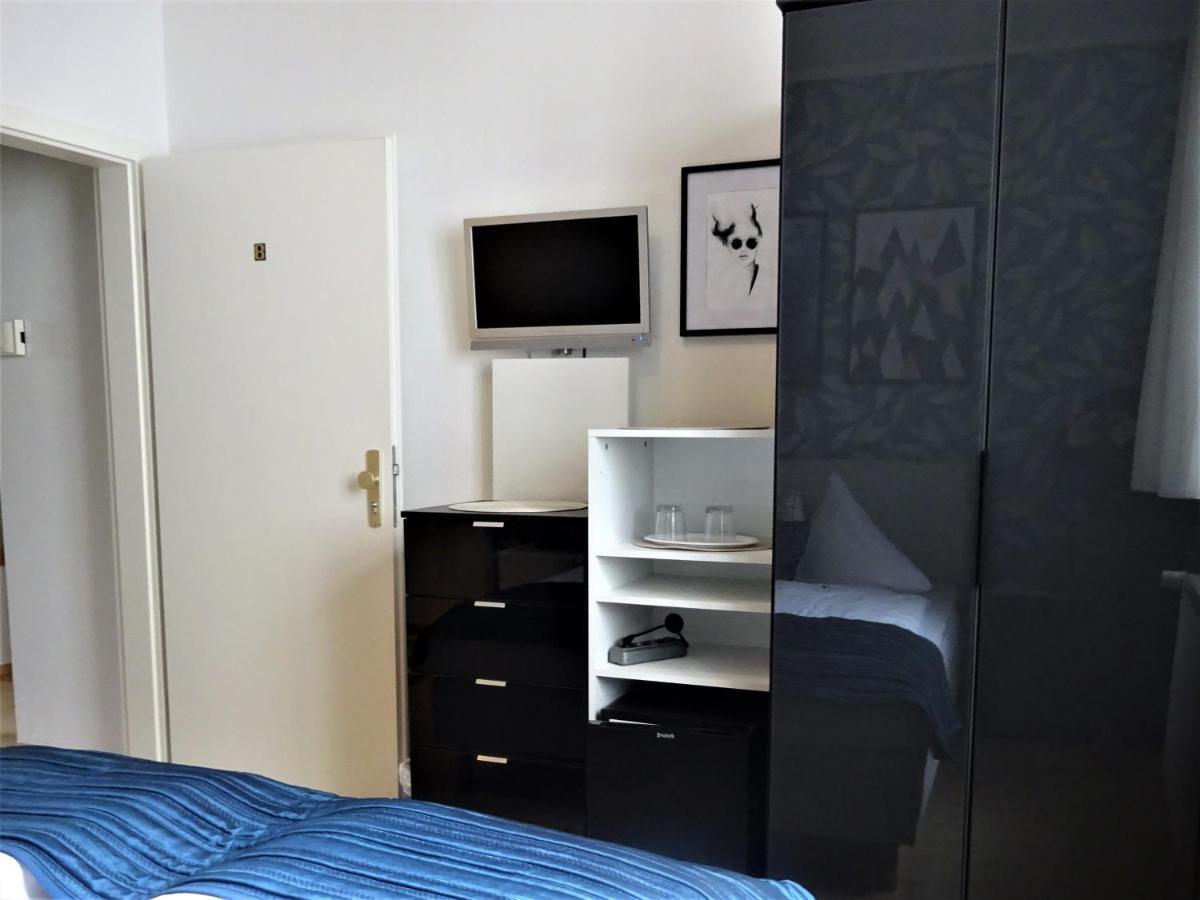 Hotel Pension Zur Faehrbruecke Stralsund Ngoại thất bức ảnh