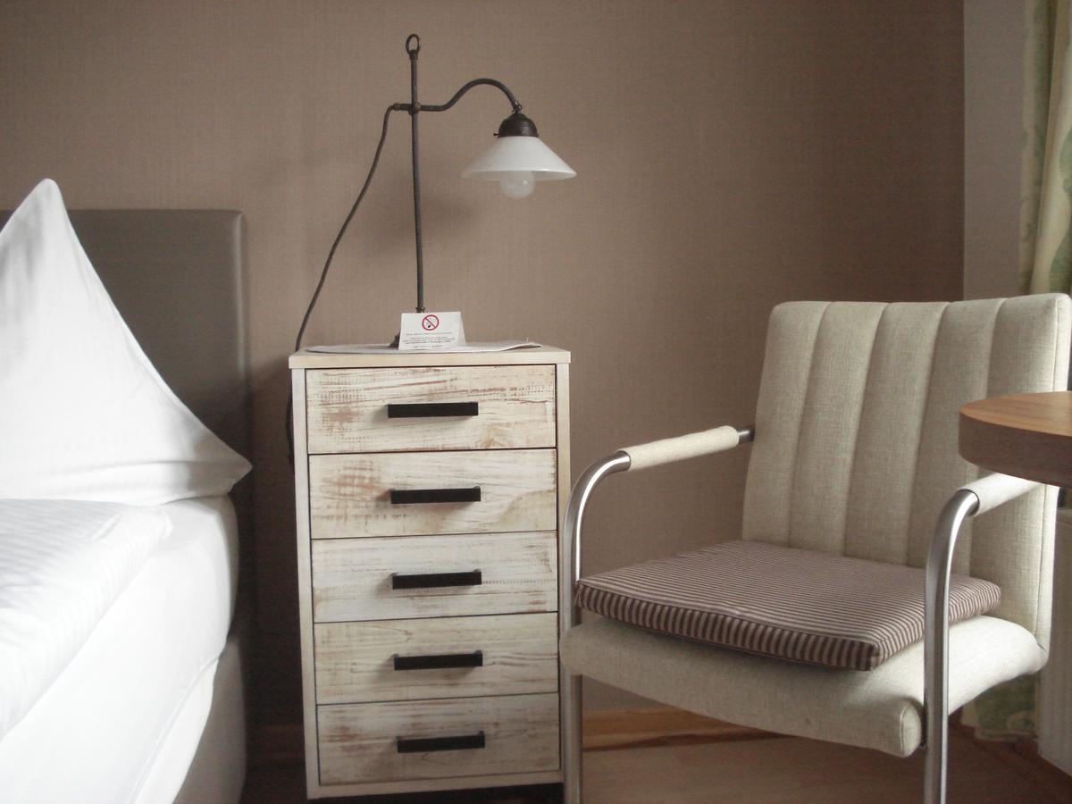 Hotel Pension Zur Faehrbruecke Stralsund Ngoại thất bức ảnh